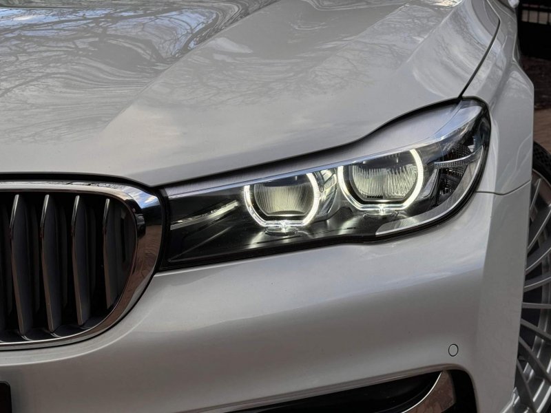 BMW 7 SERIES
