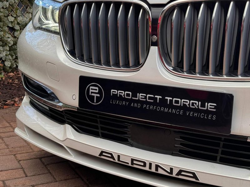BMW 7 SERIES