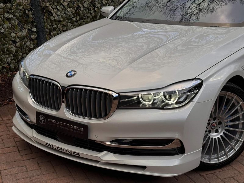 BMW 7 SERIES