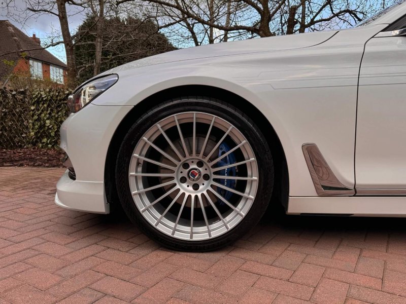 BMW 7 SERIES