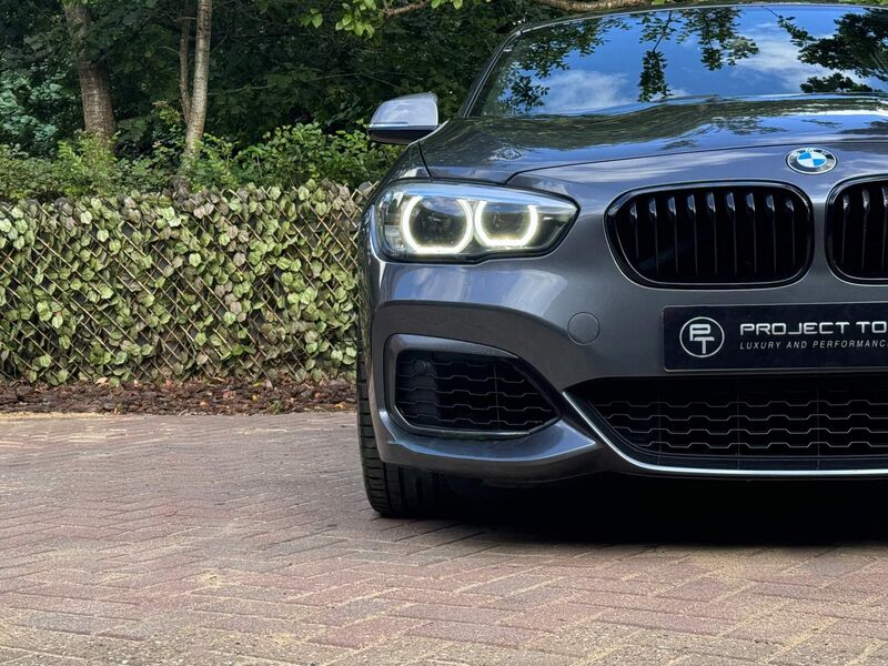 BMW 1 SERIES