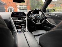 BMW 8 SERIES