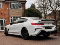 BMW 8 SERIES