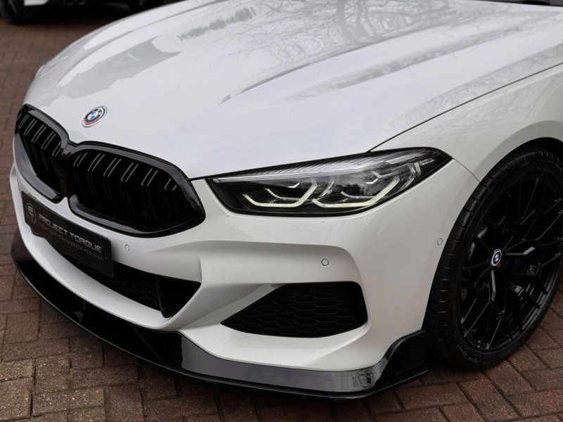 BMW 8 SERIES