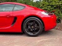 PORSCHE CAYMAN