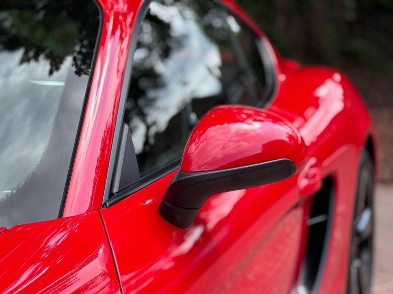 PORSCHE CAYMAN