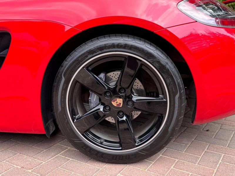 PORSCHE CAYMAN