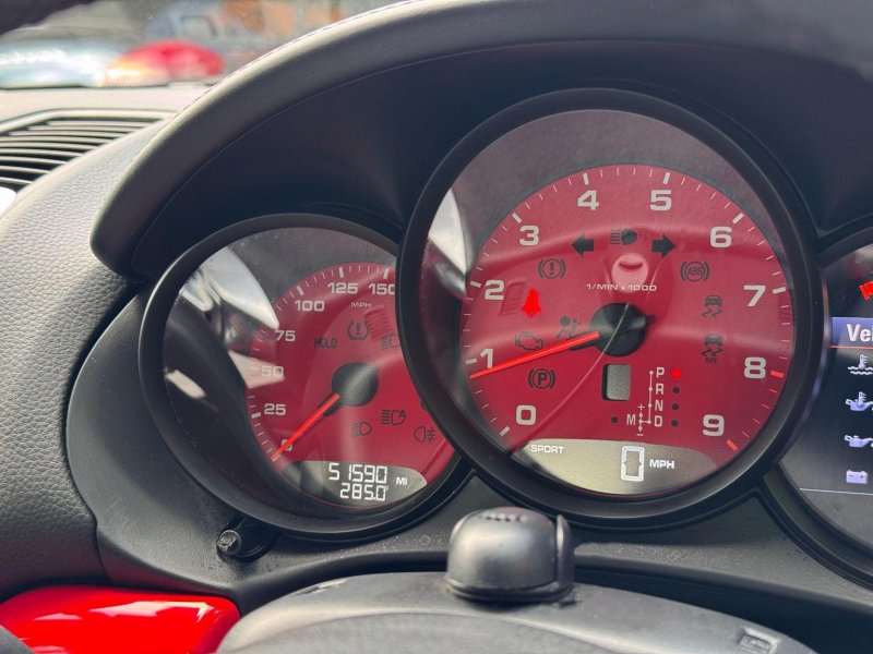 PORSCHE CAYMAN