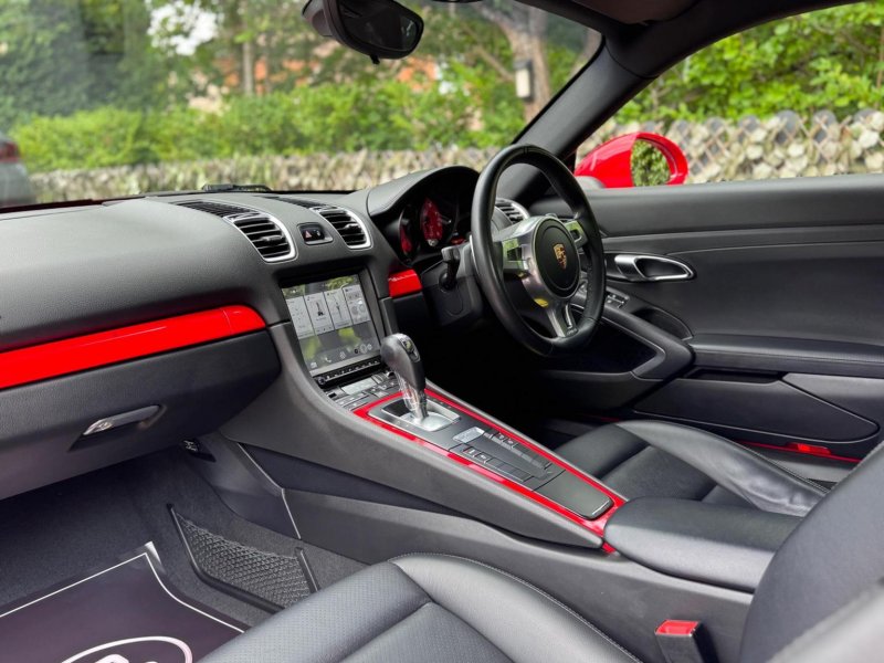 PORSCHE CAYMAN