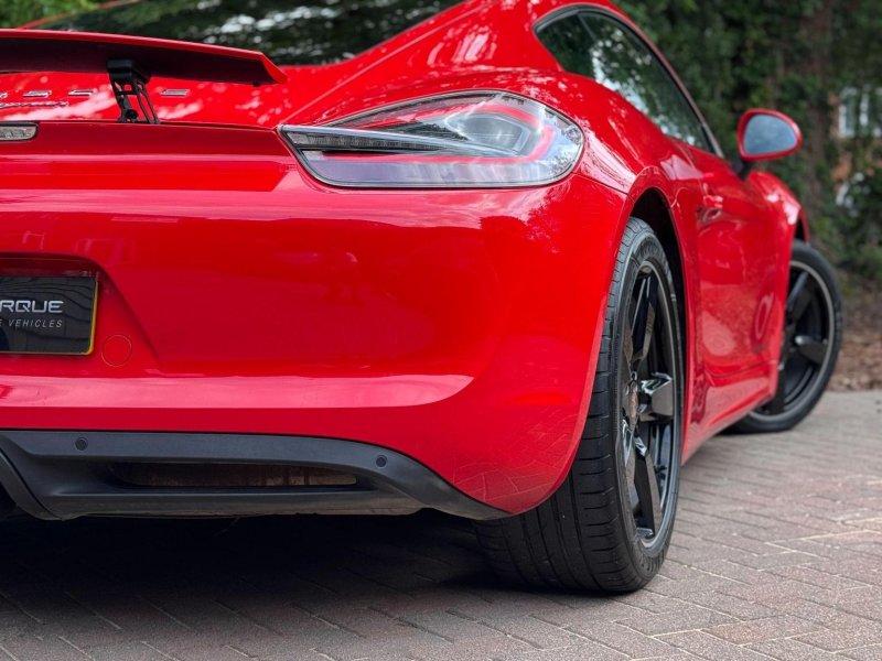 PORSCHE CAYMAN