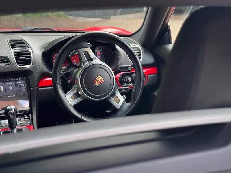 PORSCHE CAYMAN