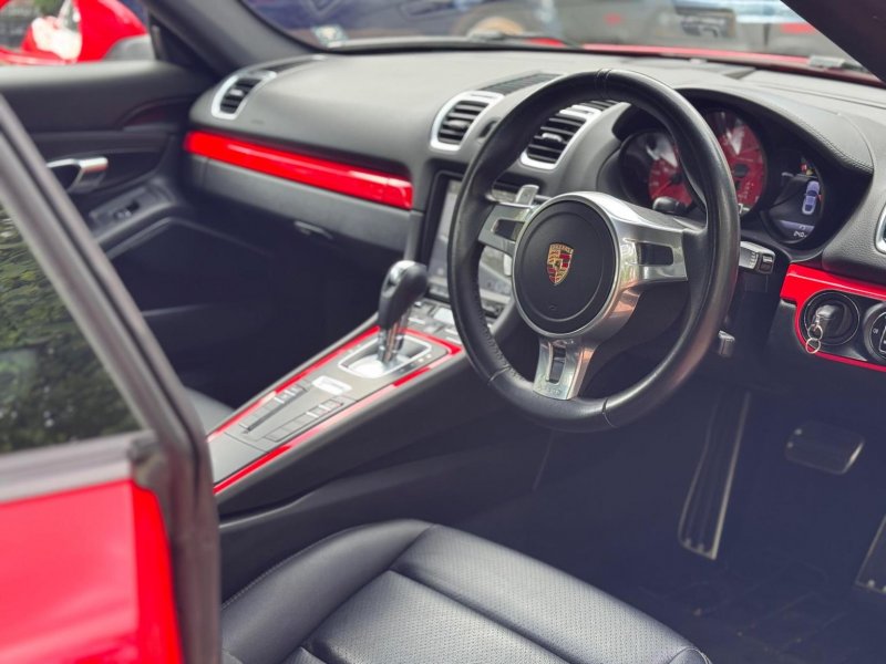 PORSCHE CAYMAN