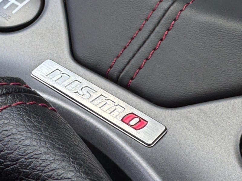 NISSAN 370Z