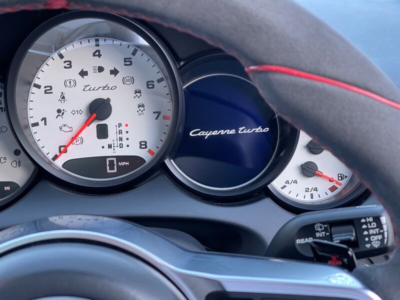 PORSCHE CAYENNE