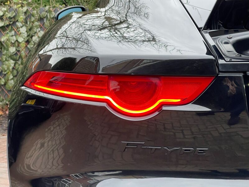 JAGUAR F-TYPE
