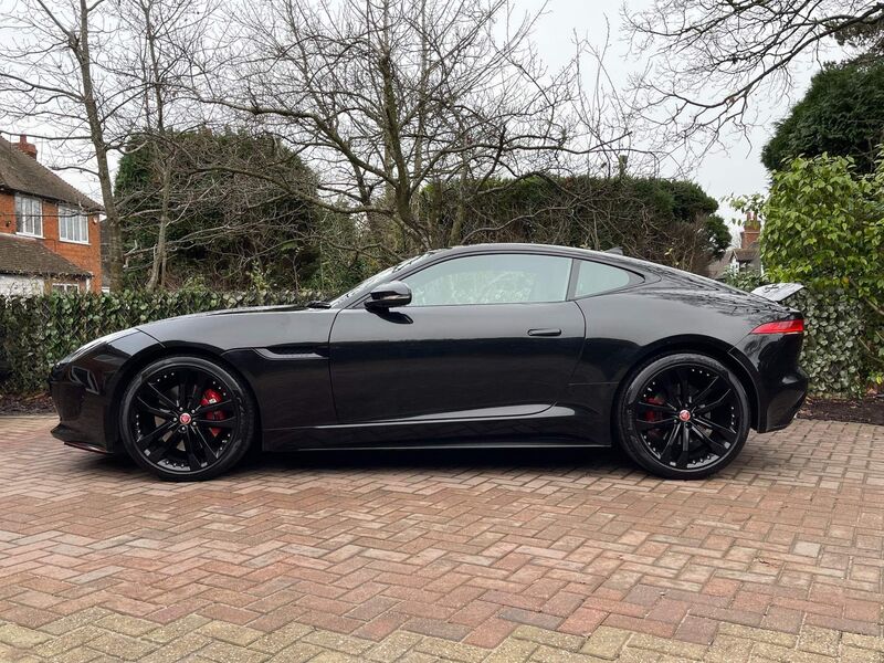 JAGUAR F-TYPE