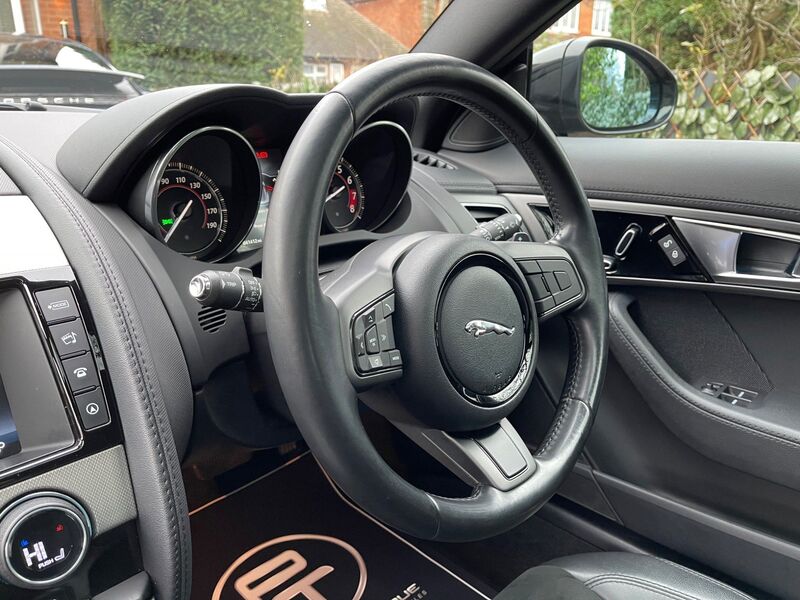 JAGUAR F-TYPE