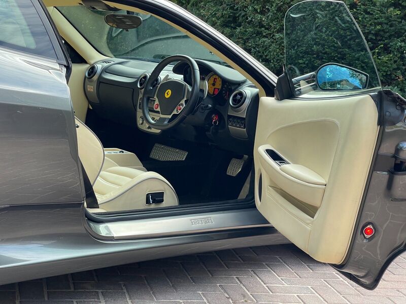 FERRARI F430