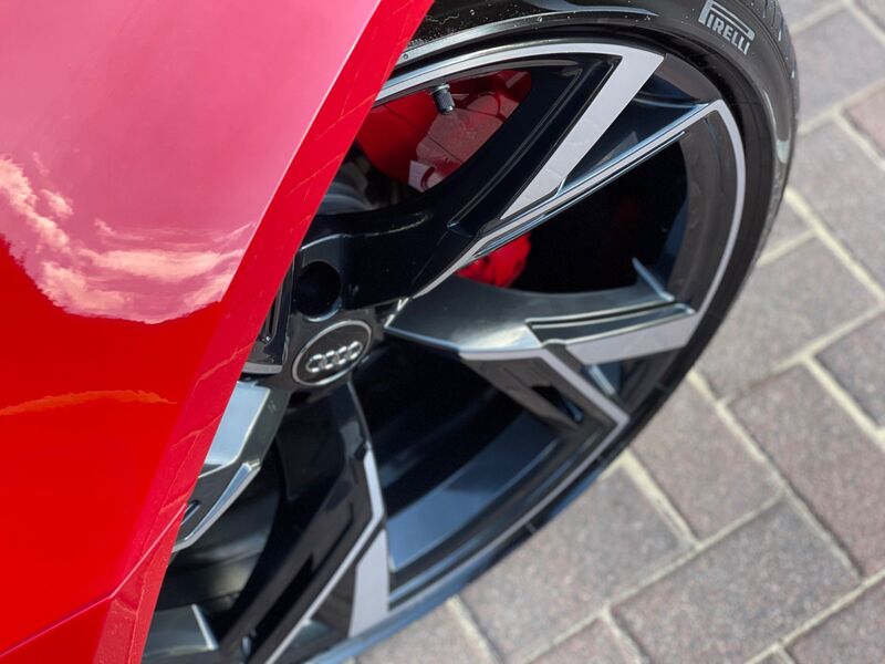 AUDI RS6
