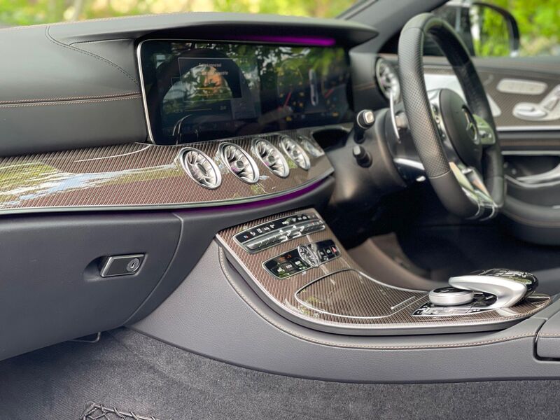 MERCEDES-BENZ CLS