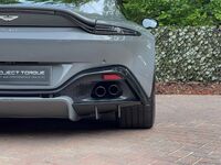 ASTON MARTIN VANTAGE
