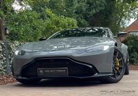 ASTON MARTIN VANTAGE