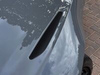 ASTON MARTIN VANTAGE
