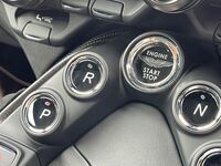 ASTON MARTIN VANTAGE