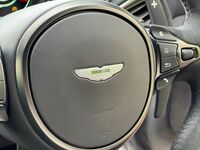 ASTON MARTIN VANTAGE