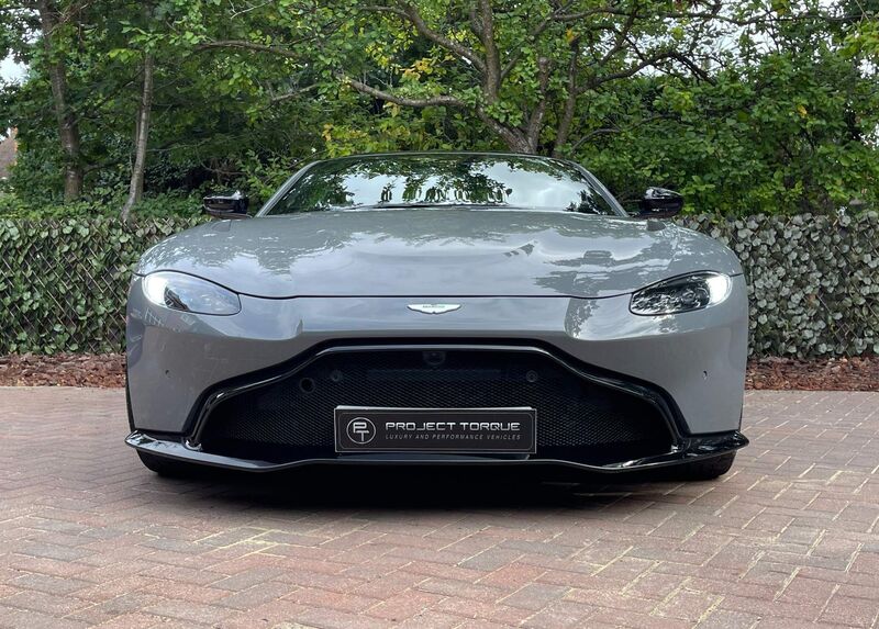 ASTON MARTIN VANTAGE