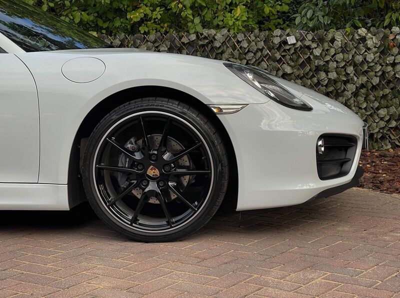PORSCHE CAYMAN
