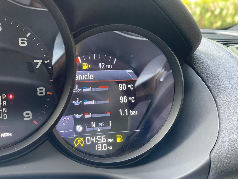 PORSCHE CAYMAN