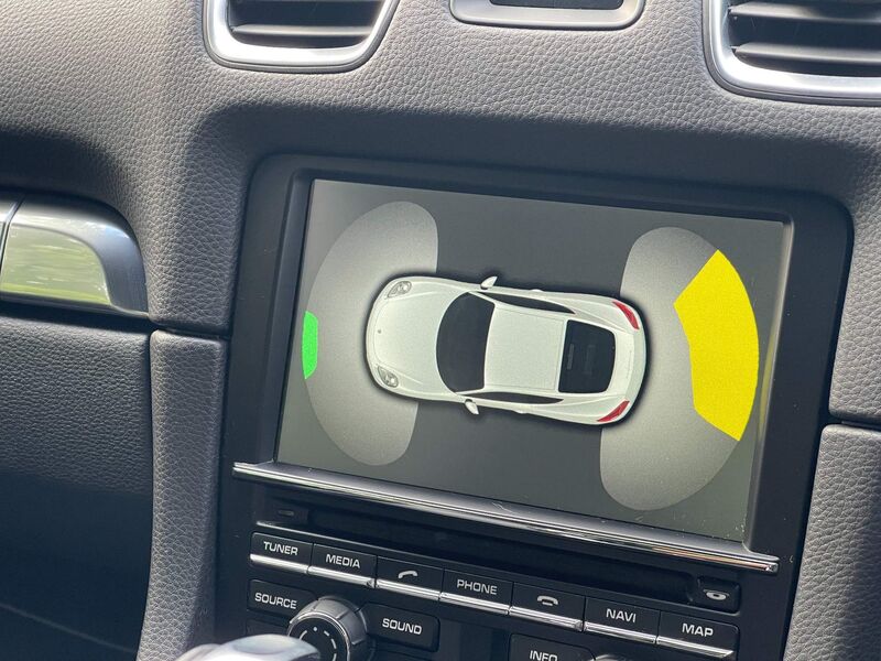 PORSCHE CAYMAN