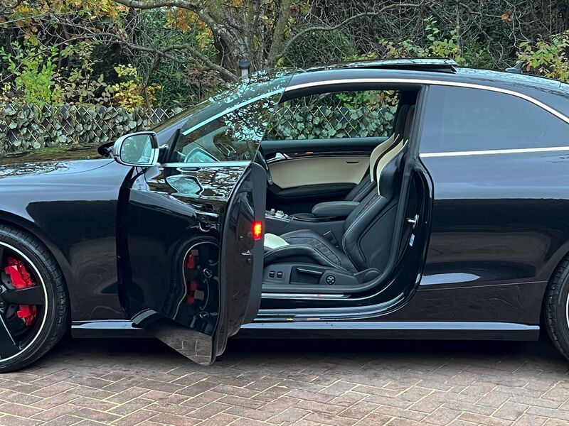 AUDI RS5