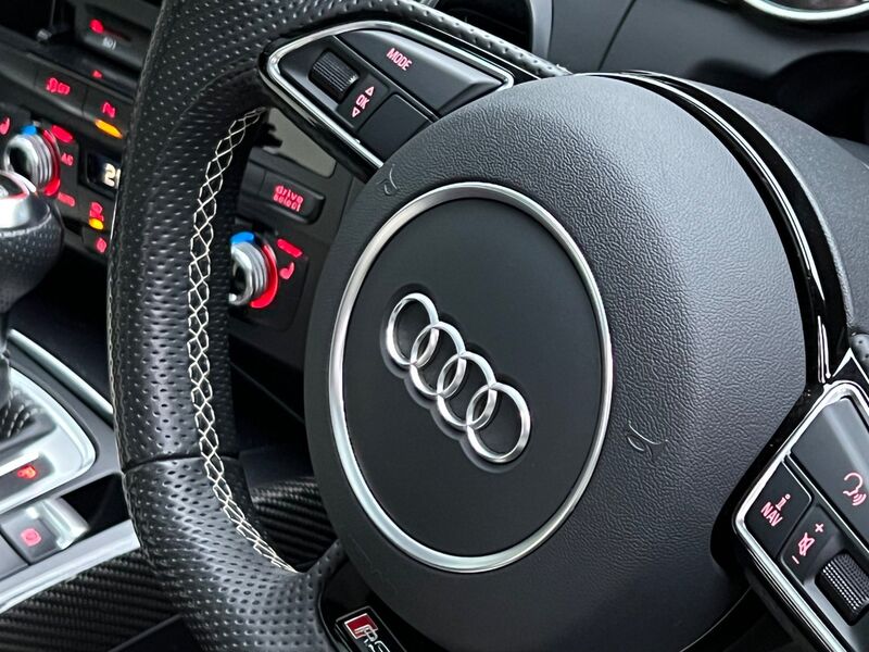 AUDI RS5