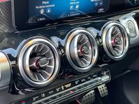 MERCEDES-BENZ GLB CLASS