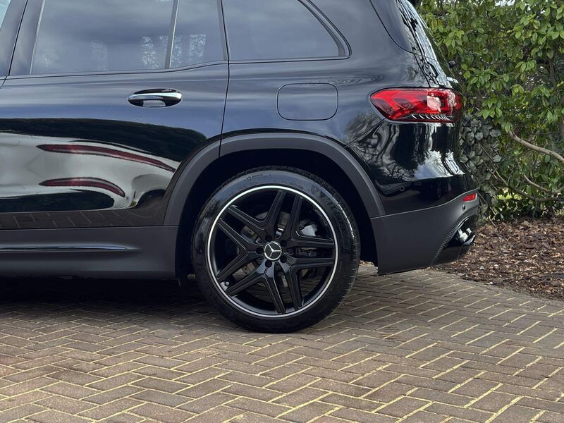 MERCEDES-BENZ GLB CLASS