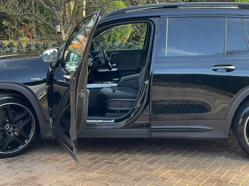 MERCEDES-BENZ GLB CLASS