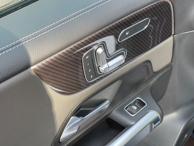MERCEDES-BENZ GLB CLASS
