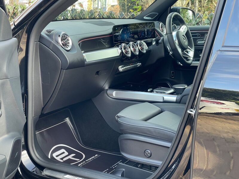 MERCEDES-BENZ GLB CLASS
