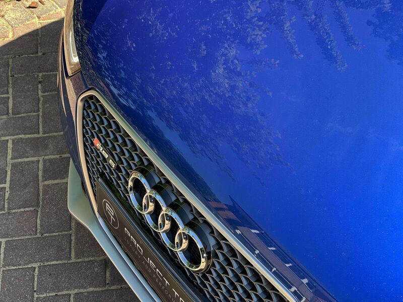 AUDI RS5