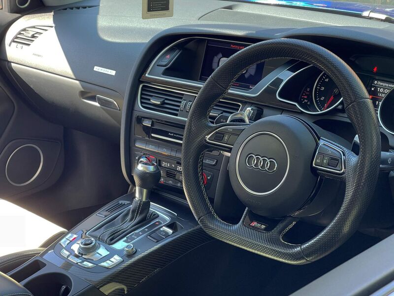 AUDI RS5
