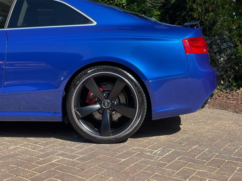 AUDI RS5
