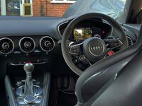 AUDI TT RS