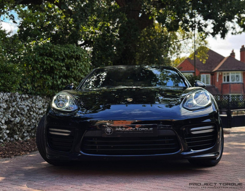 2015 Porsche Panamera